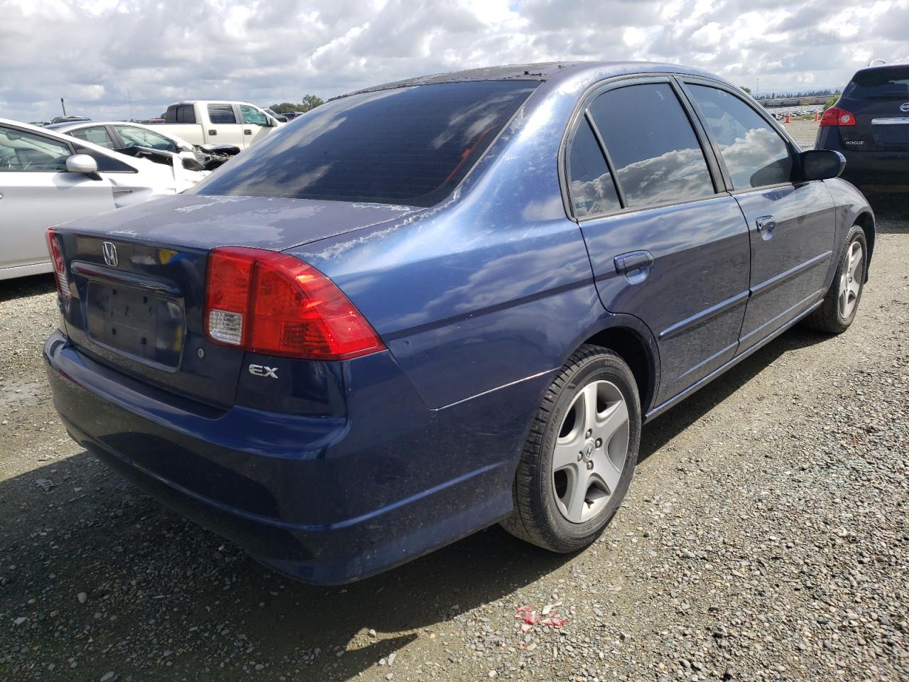 Photo 4 from auction – 2004 HONDA CIVIC EX with VIN 2HGES267X4H518717