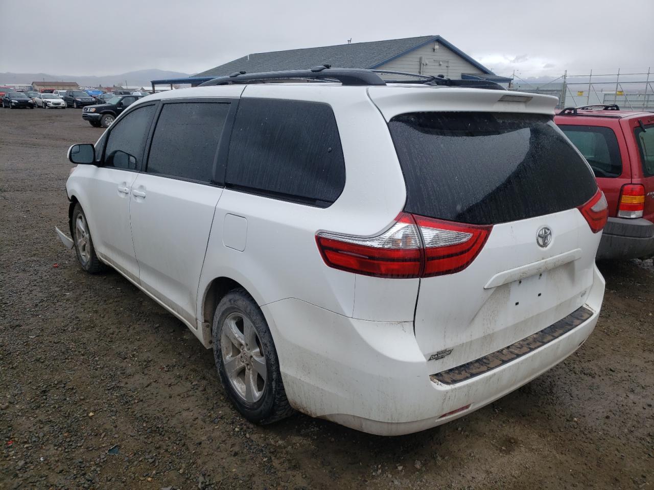 Photo 3 from auction – 2015 TOYOTA SIENNA LE with VIN 5TDKK3DC9FS598779