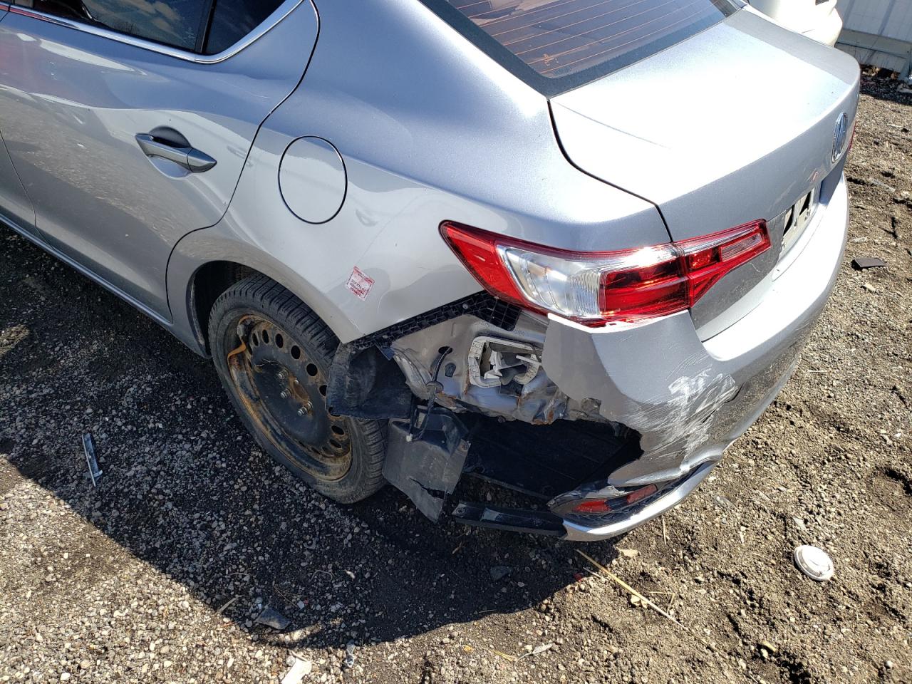Photo 20 from auction – 2016 ACURA ILX PREMIU with VIN 19UDE2F7XGA800068