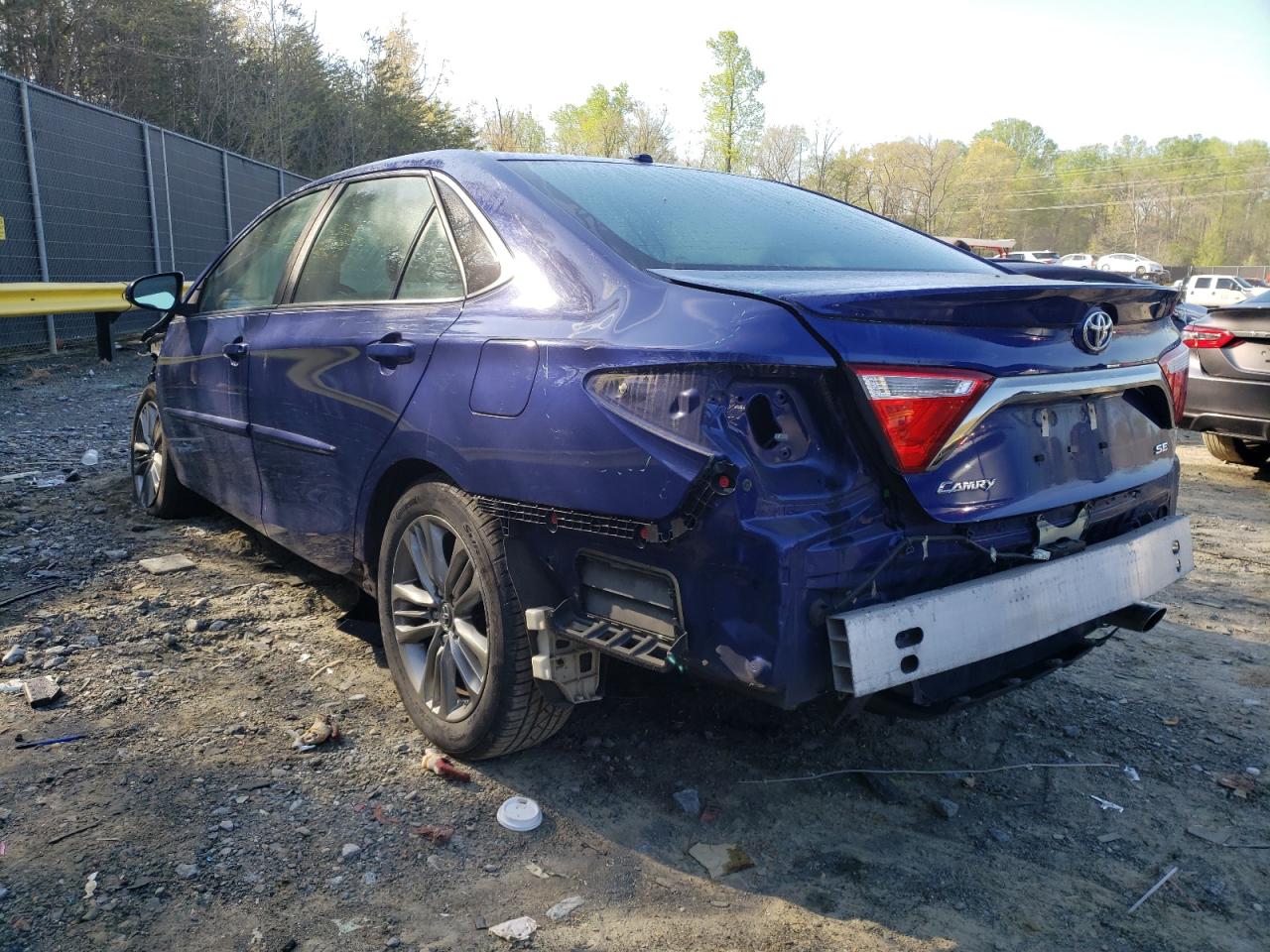 Photo 3 from auction – 2016 TOYOTA CAMRY LE with VIN 4T1BF1FK8GU585012