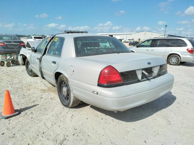Photo 3 from auction – 2011 FORD CROWN VICT with VIN 2FABP7BV6BX101124