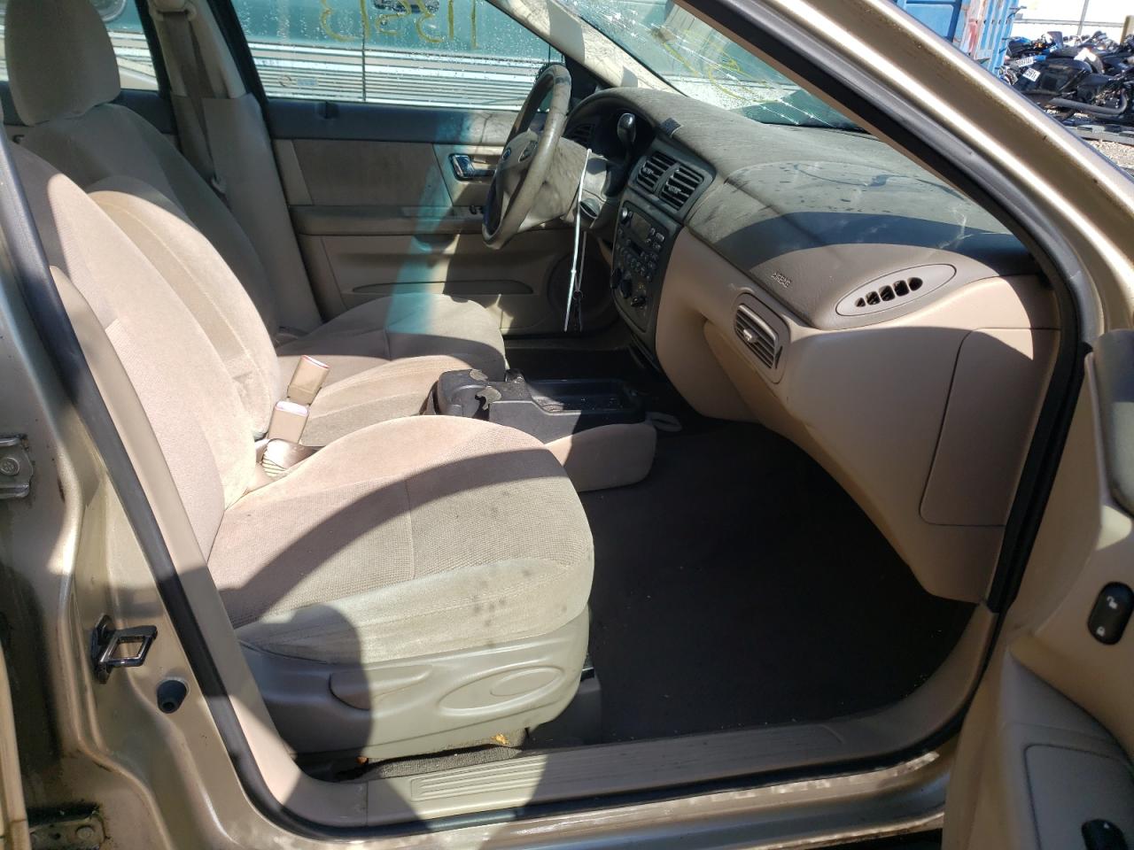 Photo 5 from auction – 2001 FORD TAURUS SE with VIN 1FAFP53U71A280065
