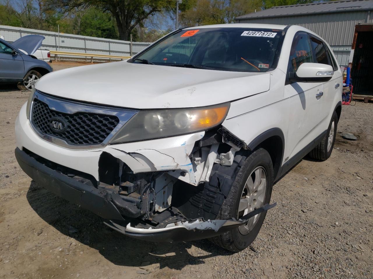 Photo 2 from auction – 2011 KIA SORENTO BA with VIN 5XYKTCA19BG009723