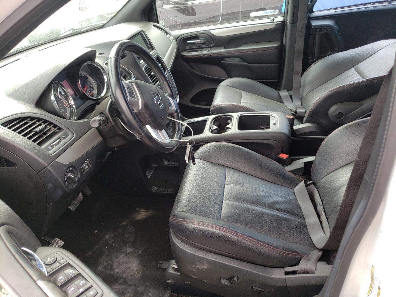 Photo 5 from auction – 2019 DODGE GRAND CARA with VIN 2C4RDGEG8KR764651