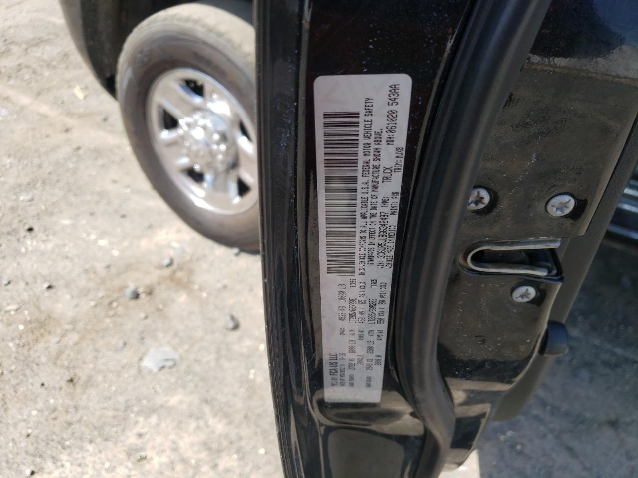 Photo 10 from auction – 2016 RAM 2500 SLT with VIN 3C6UR5JL8GG342497