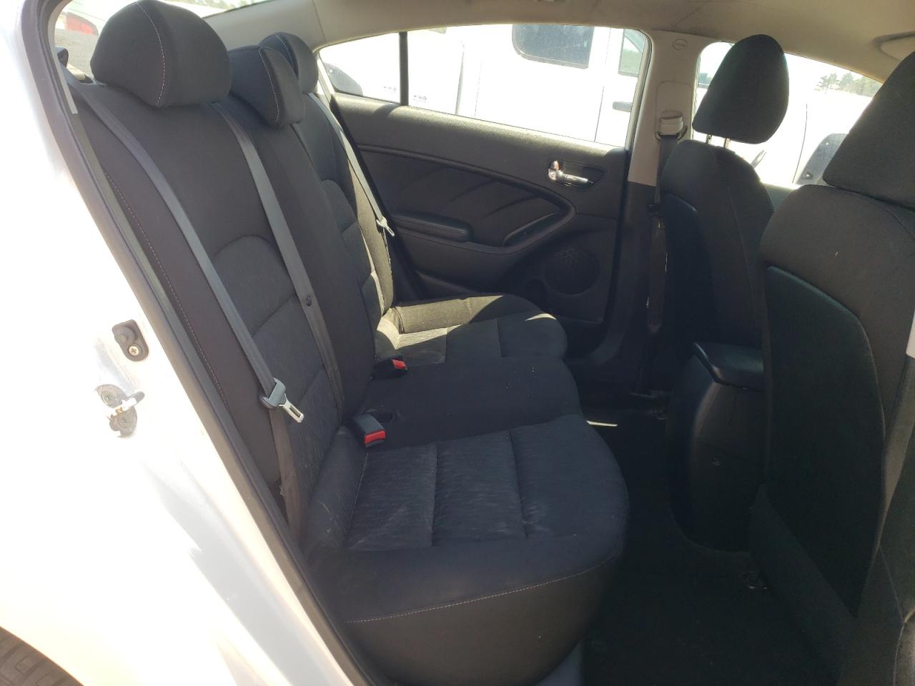 Photo 6 from auction – 2014 KIA FORTE LX with VIN KNAFK4A68E5087152