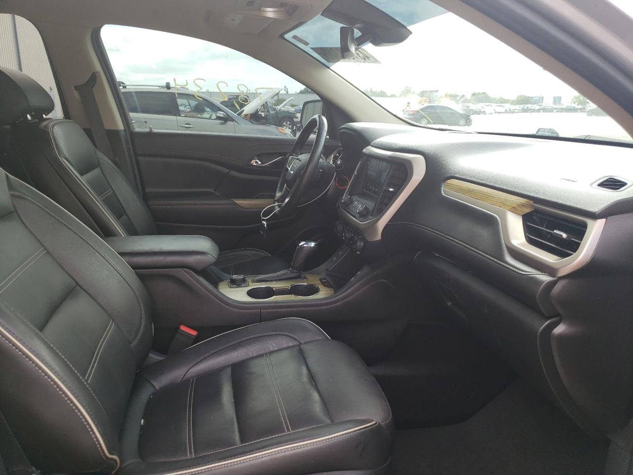Photo 5 from auction – 2019 GMC ACADIA DEN with VIN 1GKKNPLS5KZ182605