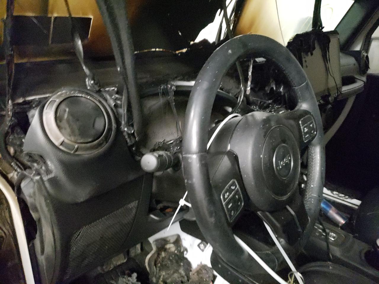Photo 8 from auction – 2013 JEEP WRANGLER U with VIN 1C4BJWDG5DL627555