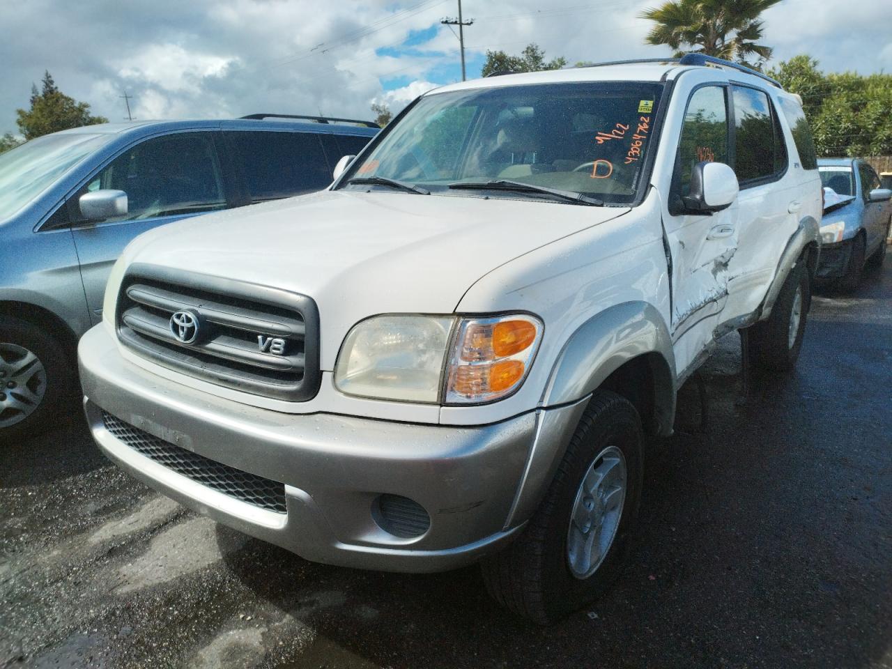 Photo 2 from auction – 2003 TOYOTA SEQUOIA SR with VIN 5TDZT34A73S138705