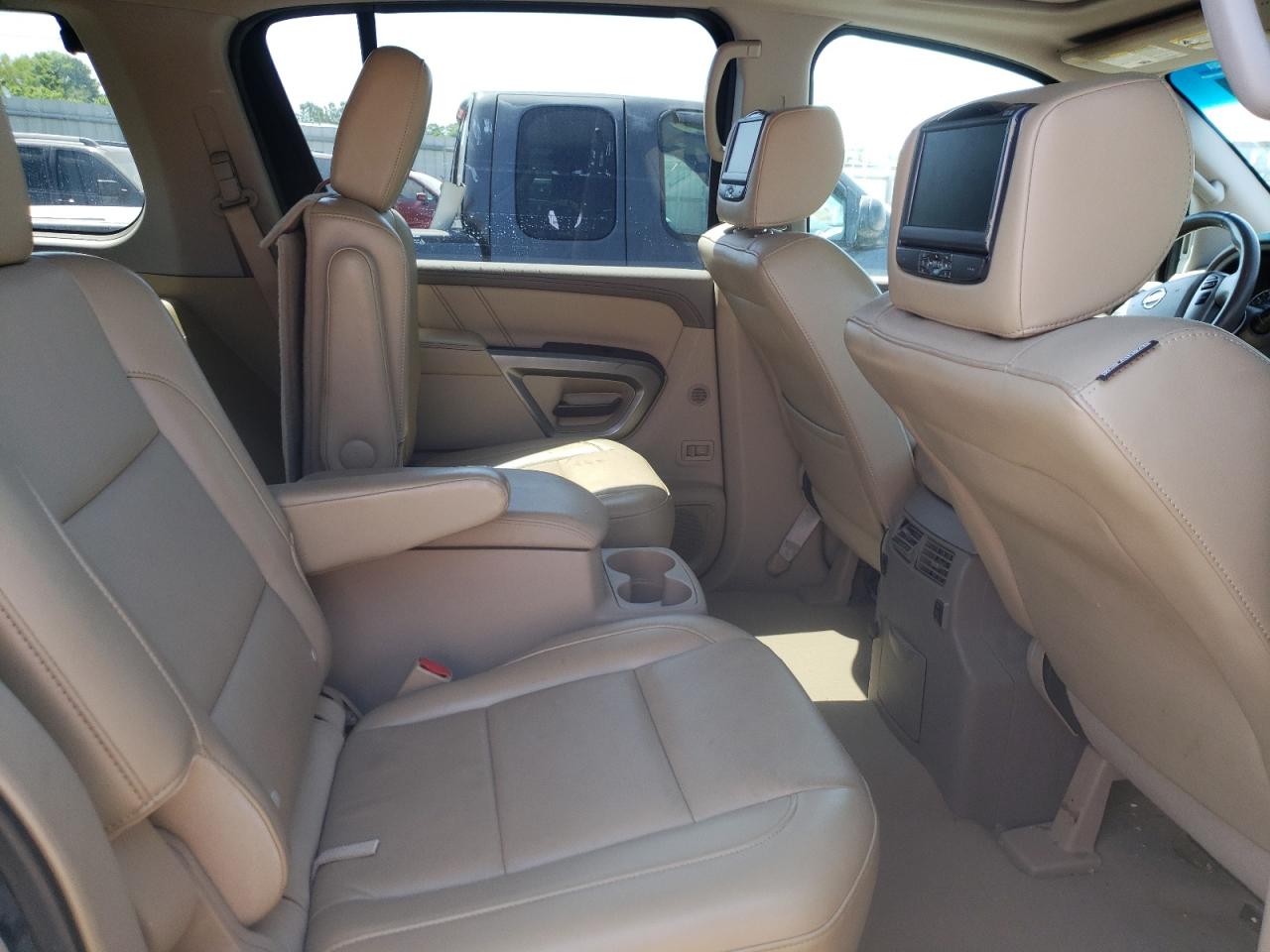 Photo 6 from auction – 2015 NISSAN ARMADA PLA with VIN 5N1BA0NF2FN603137