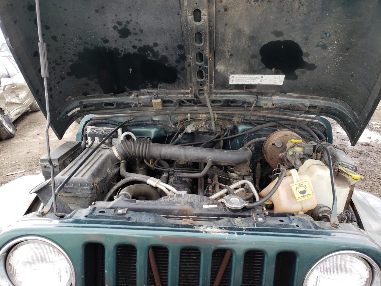 Photo 7 from auction – 2000 JEEP WRANGLER / with VIN 1J4FA59SXYP705152
