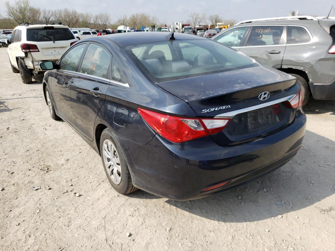 Photo 3 from auction – 2011 HYUNDAI SONATA GLS with VIN 5NPEB4ACXBH079604