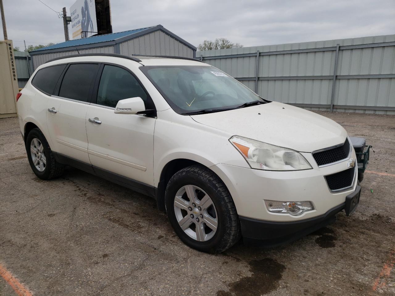 CHEVROLET TRAVERSE L 2011 with VIN 1GNKVGED4BJ140751 - Photo from auction