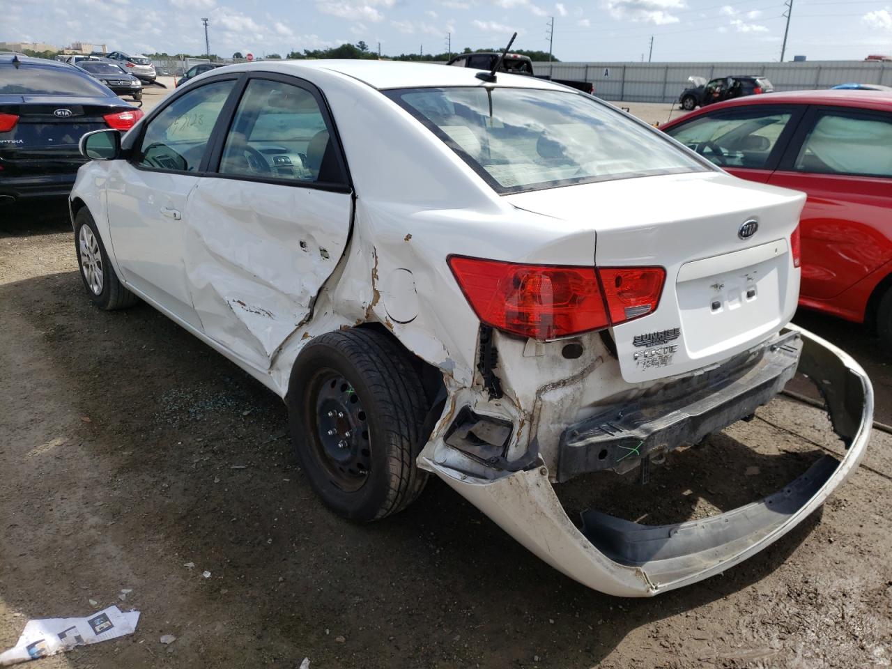 Photo 3 from auction – 2012 KIA FORTE LX with VIN KNAFT4A23C5531819