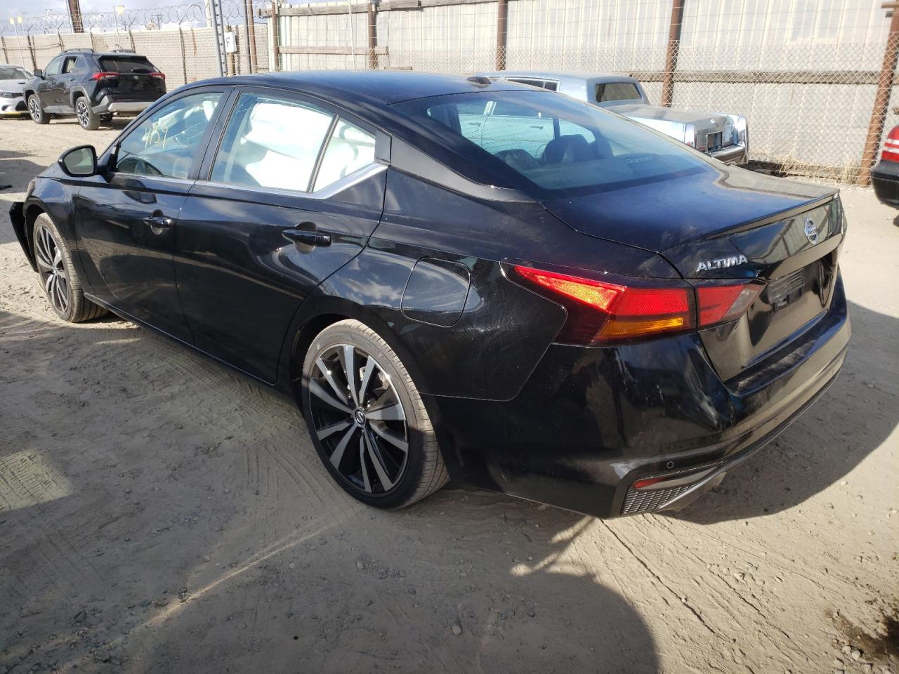 Photo 3 from auction – 2022 NISSAN ALTIMA with VIN 1N4BL4CV4NN337267