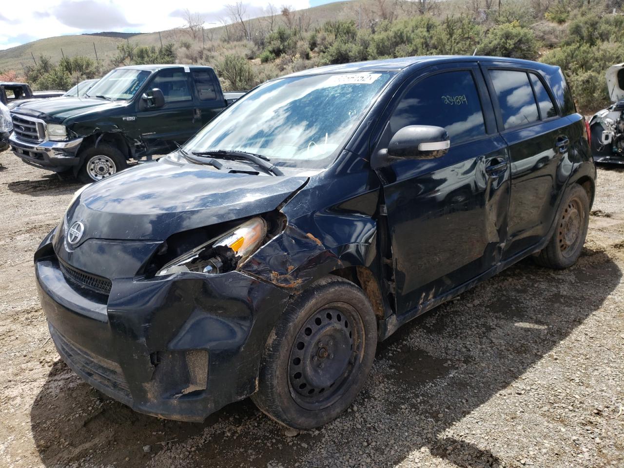 Photo 2 from auction – 2009 TOYOTA SCION XD with VIN JTKKU10489J045872