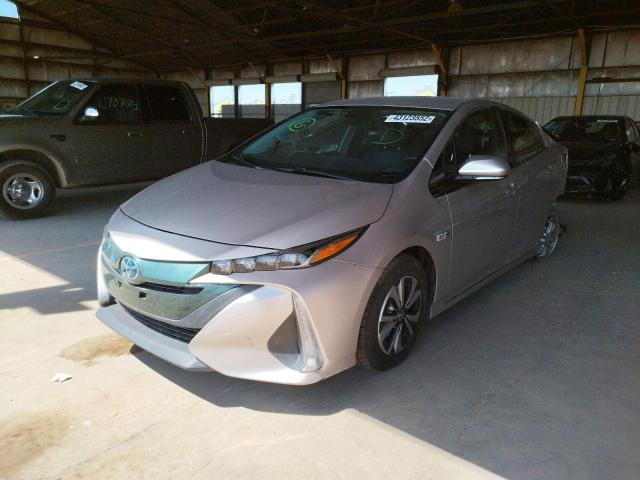 Photo 2 from auction – 2017 TOYOTA PRIUS PRIM with VIN JTDKARFP5H3066391