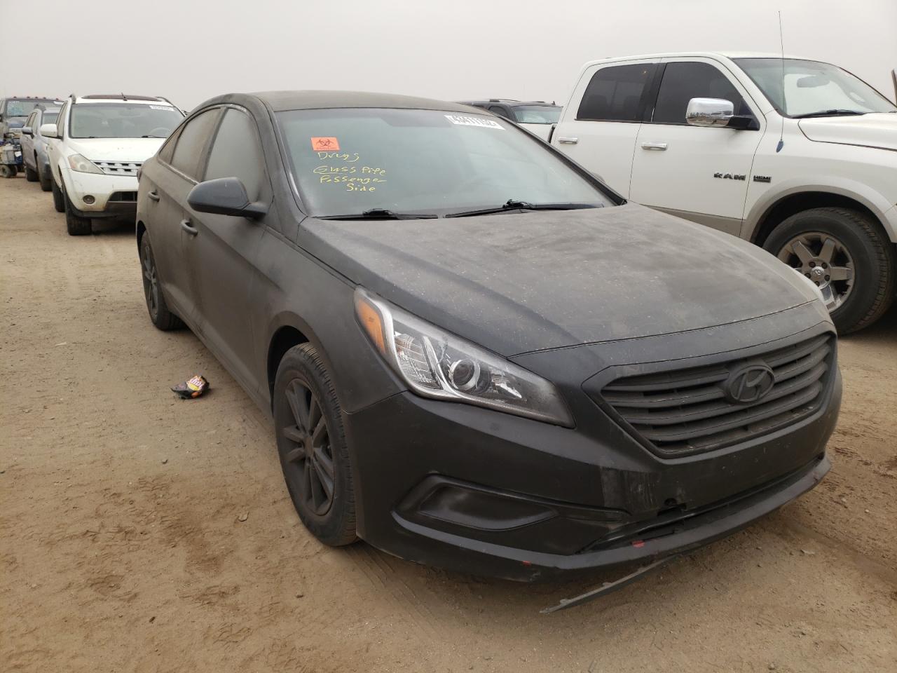 HYUNDAI SONATA SE 2016 with VIN 5NPE24AF7GH387170 - Photo from auction