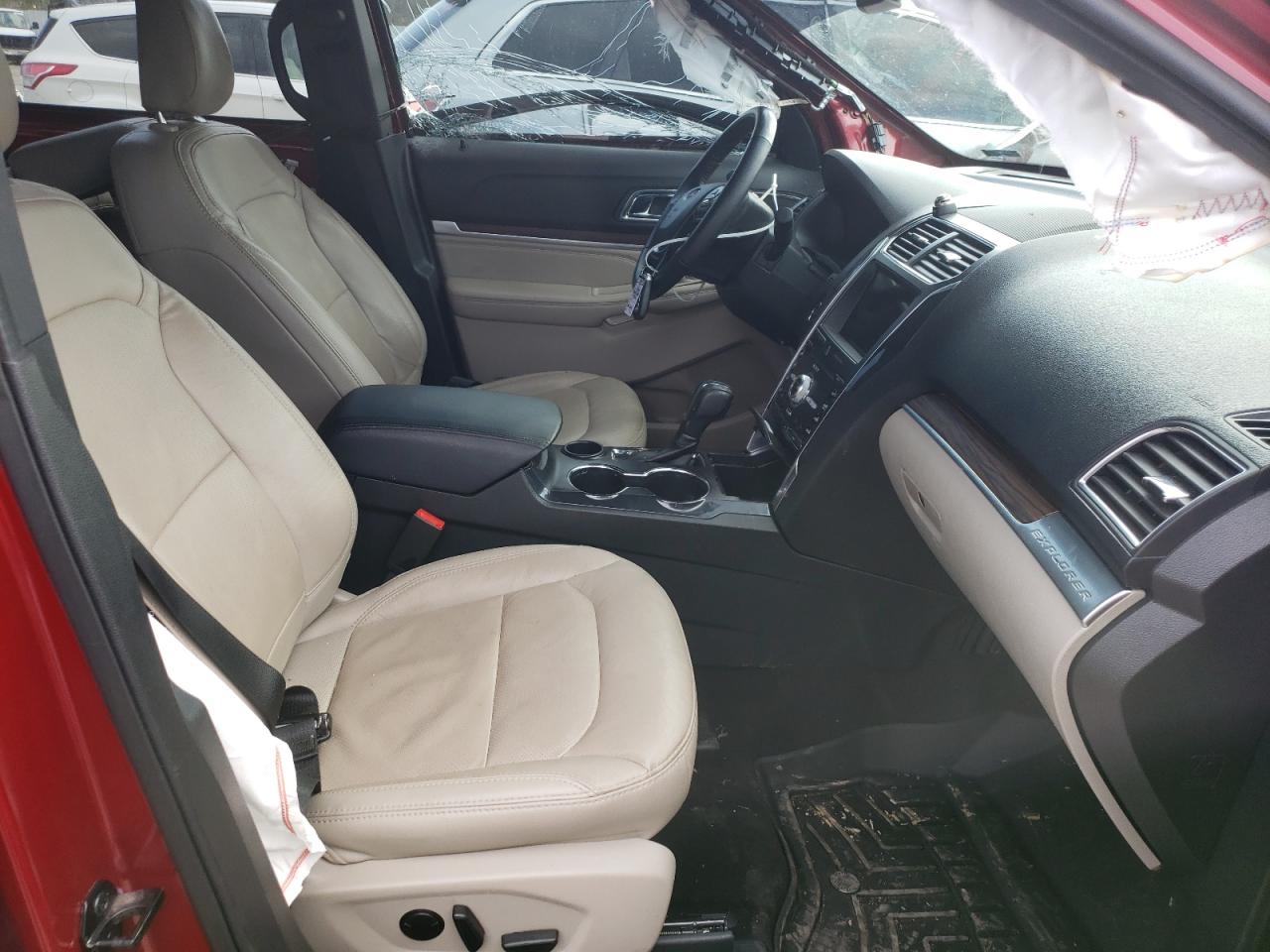 Photo 5 from auction – 2019 FORD EXPLORER L with VIN 1FM5K7F8XKGA86364