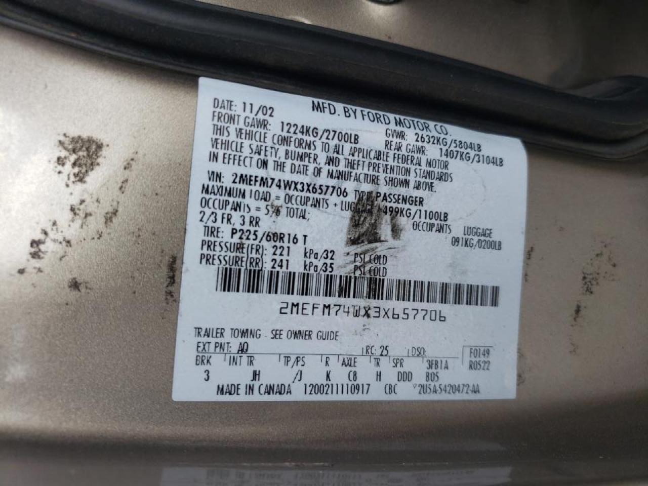 Photo 10 from auction – 2003 MERCURY GRAND MARQ with VIN 2MEFM74WX3X657706