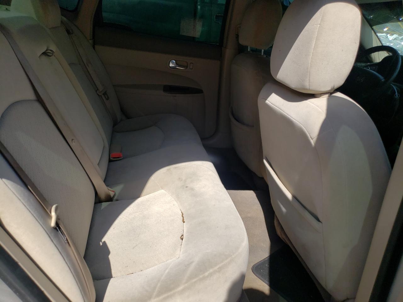 Photo 6 from auction – 2007 BUICK ALLURE CX with VIN 2G4WF582X71192310