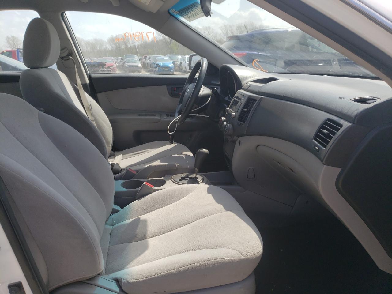 Photo 5 from auction – 2009 KIA OPTIMA LX with VIN KNAGE228195339670