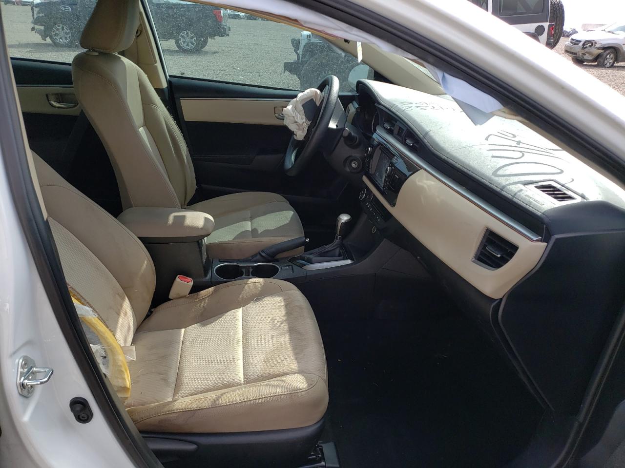Photo 5 from auction – 2015 TOYOTA COROLLA L with VIN 5YFBURHE5FP342589