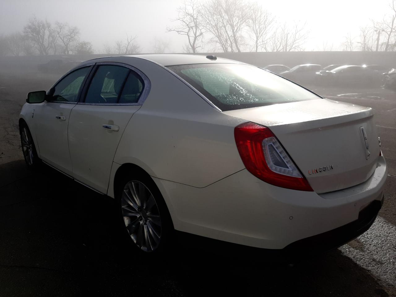 Photo 3 from auction – 2013 LINCOLN MKS with VIN 1LNHL9FT8DG606753