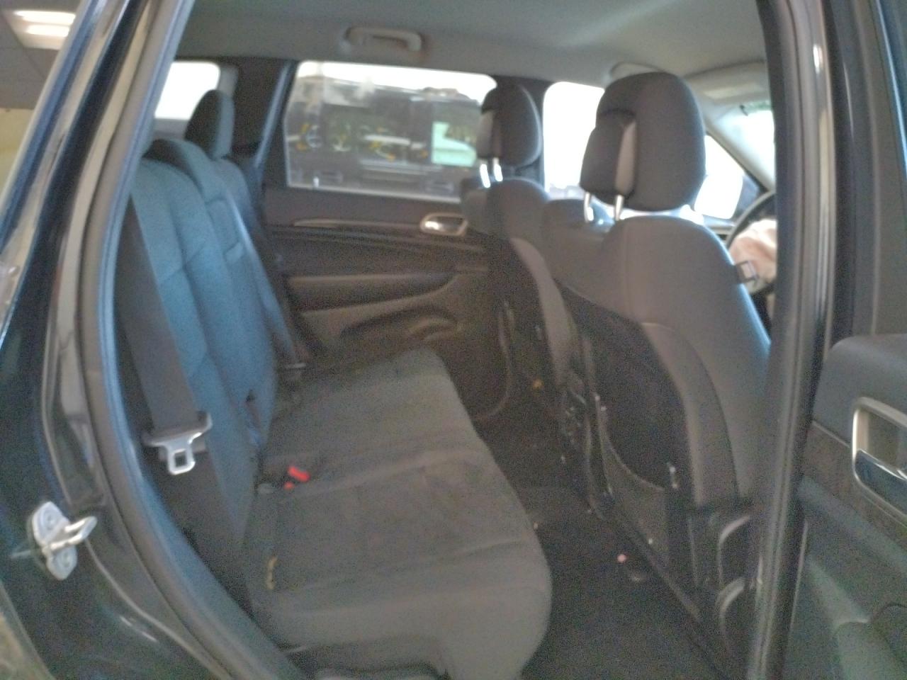 Photo 6 from auction – 2013 JEEP GRAND CHER with VIN 1C4RJFAG3DC568749