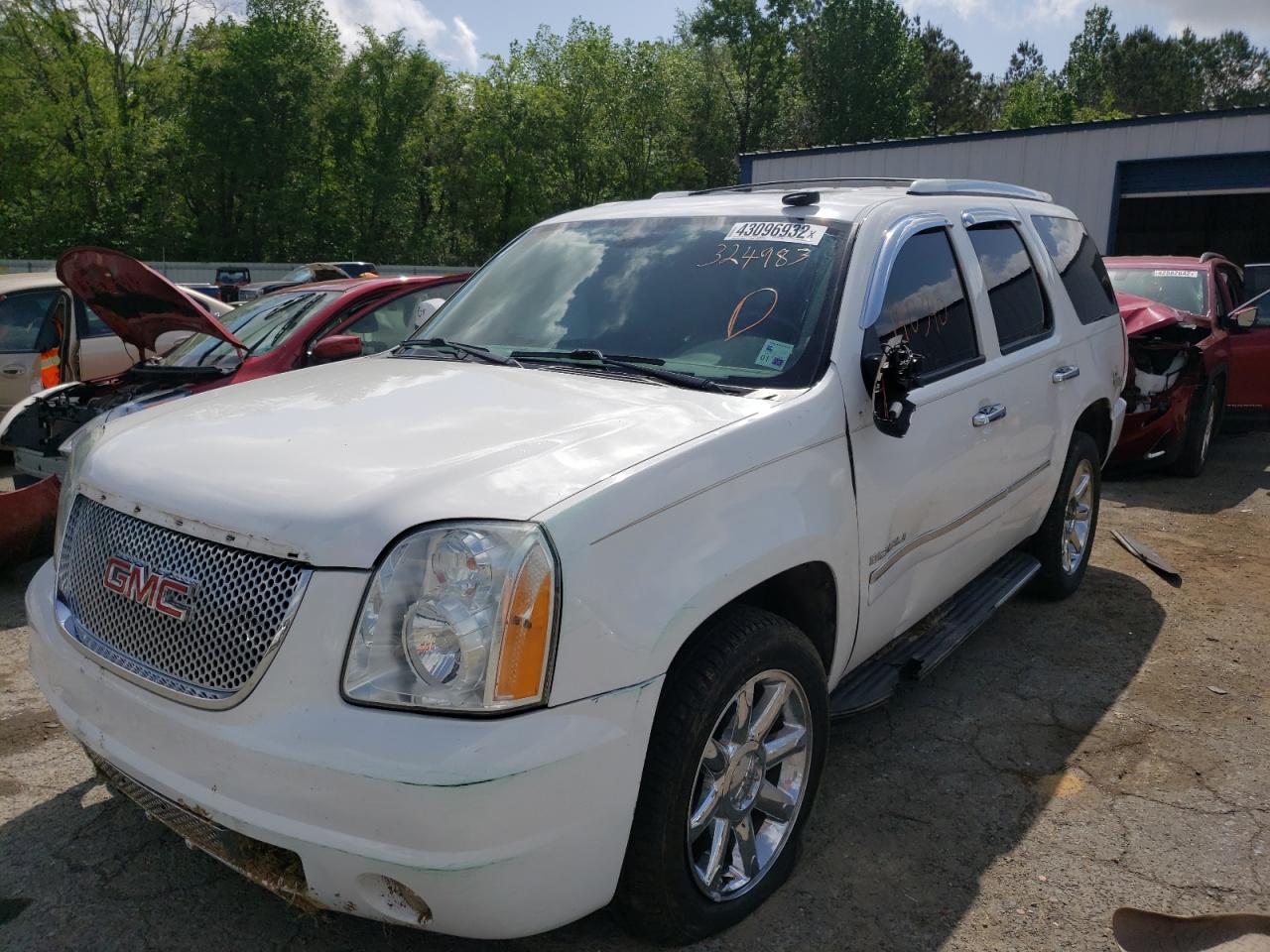 Photo 2 from auction – 2013 GMC YUKON DENA with VIN 1GKS1EEFXDR324983