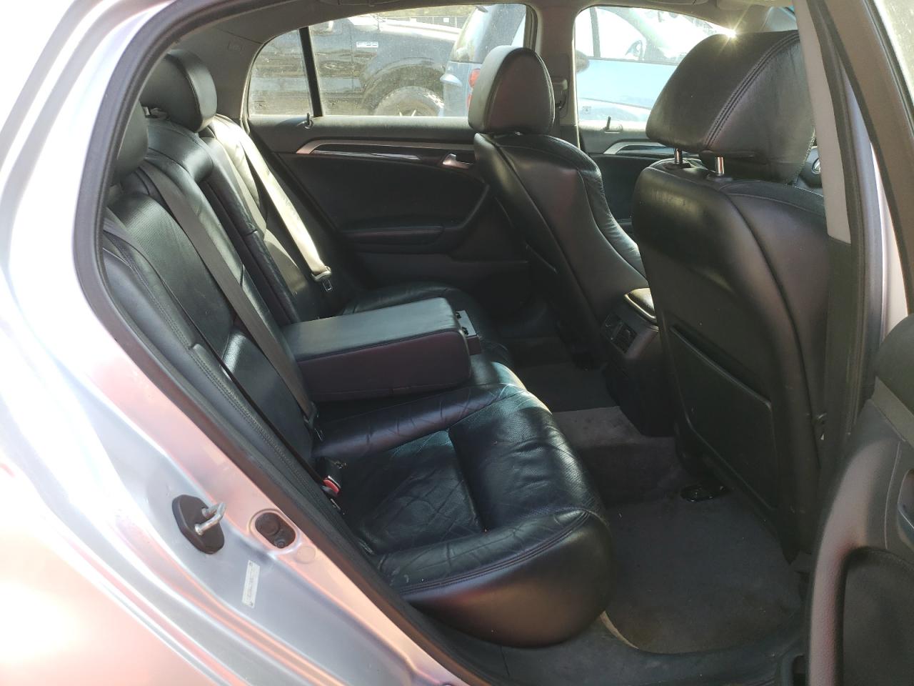 Photo 6 from auction – 2004 ACURA TL with VIN 19UUA66224A002375