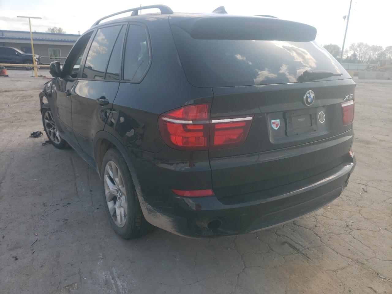 Photo 3 from auction – 2012 BMW X5 XDRIVE3 with VIN 5UXZV4C5XCL992303