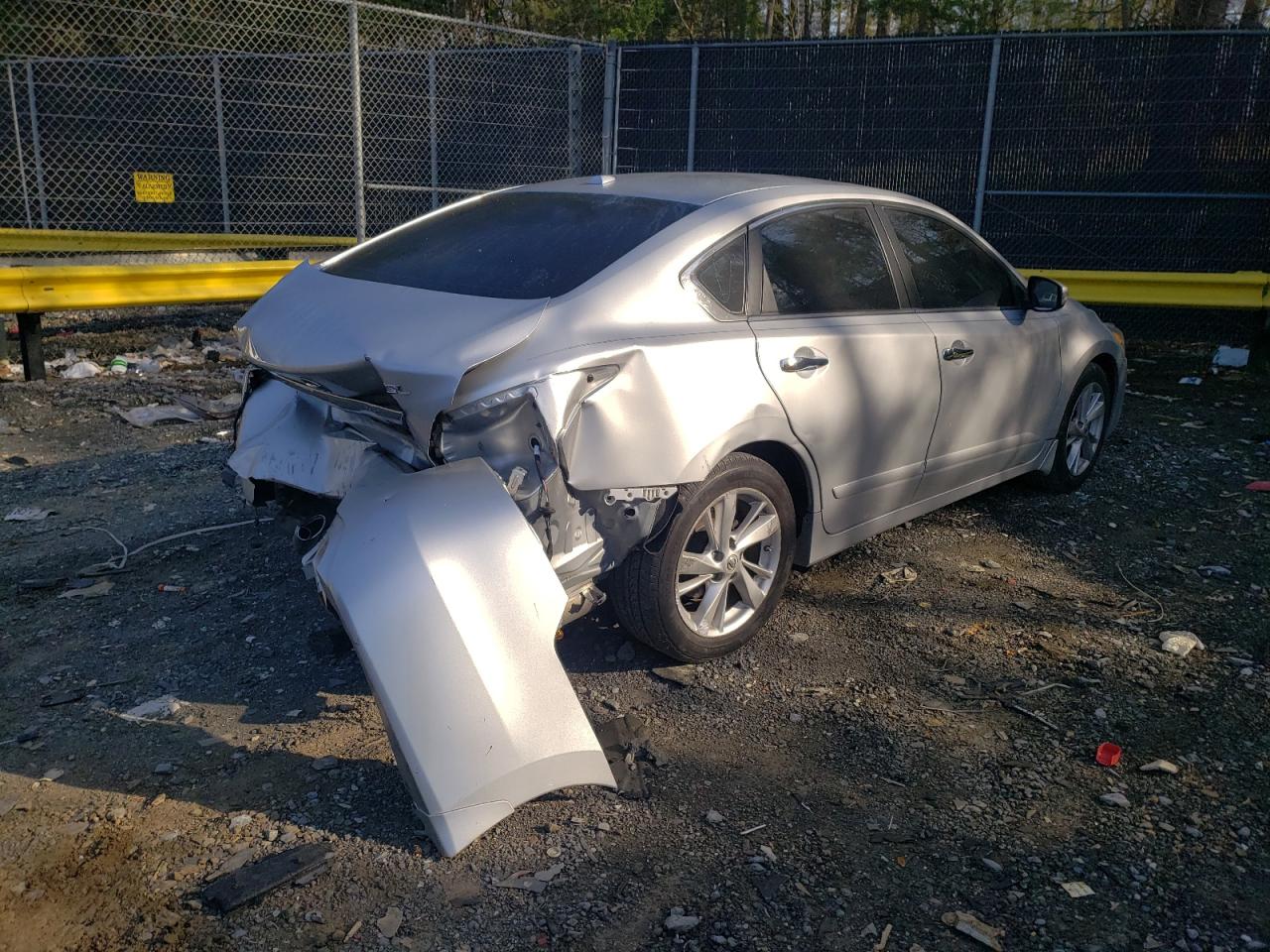 Photo 4 from auction – 2015 NISSAN ALTIMA 2.5 with VIN 1N4AL3AP9FC145107