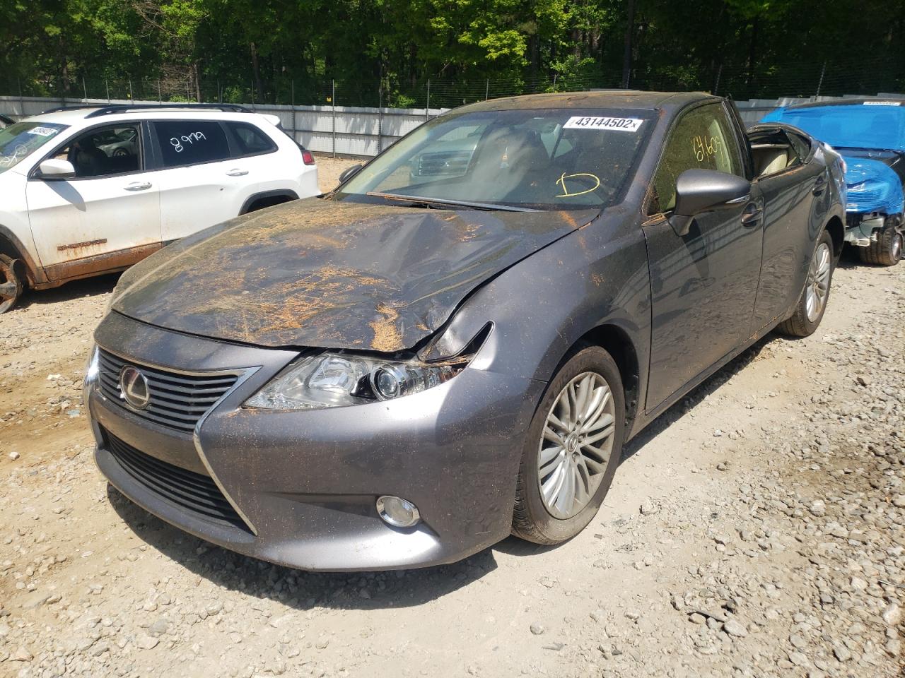 Photo 2 from auction – 2013 LEXUS ES 350 with VIN JTHBK1GG7D2054349