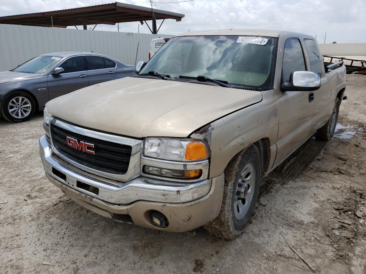 Photo 2 from auction – 2004 GMC NEW SIERRA with VIN 2GTEC19V841145296
