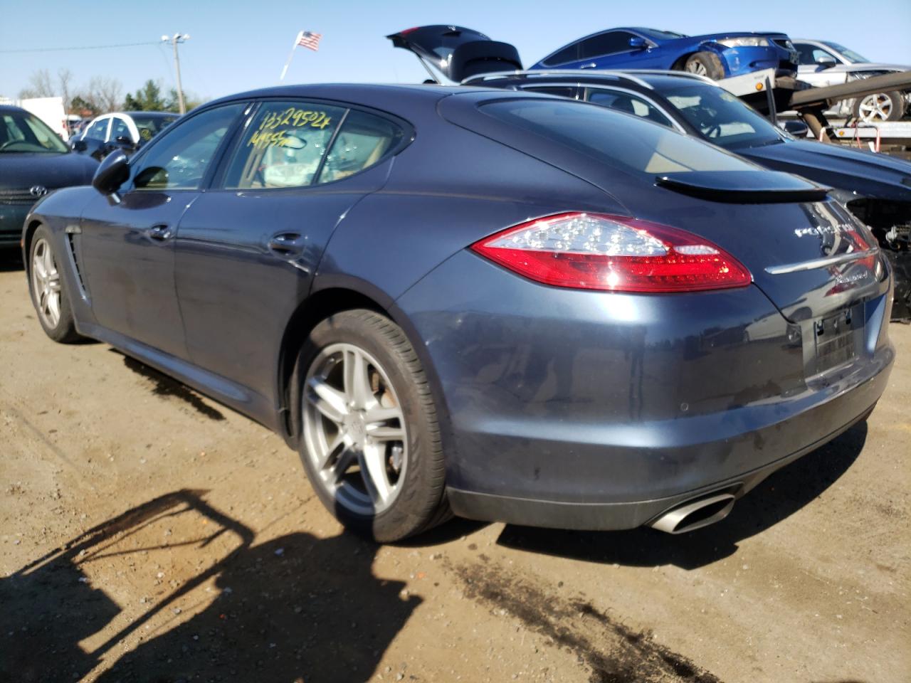Photo 3 from auction – 2011 PORSCHE PANAMERA 2 with VIN WP0AA2A77BL010292