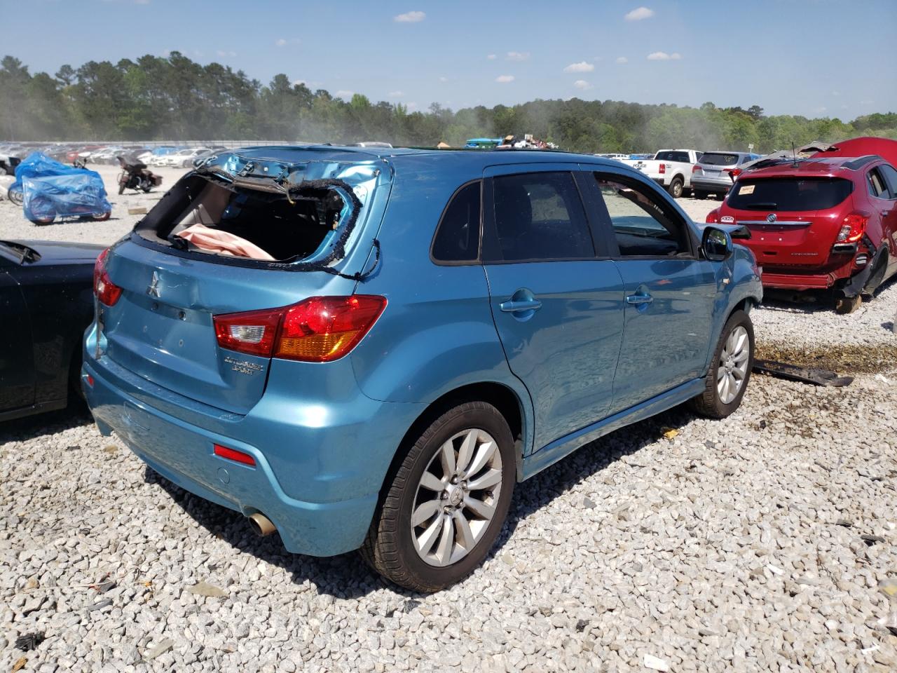 Photo 4 from auction – 2011 MITSUBISHI OUTLANDER with VIN JA4AR4AU4BZ023633