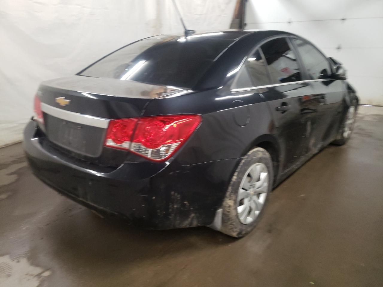 Photo 4 from auction – 2012 CHEVROLET CRUZE LS with VIN 1G1PC5SH7C7391349
