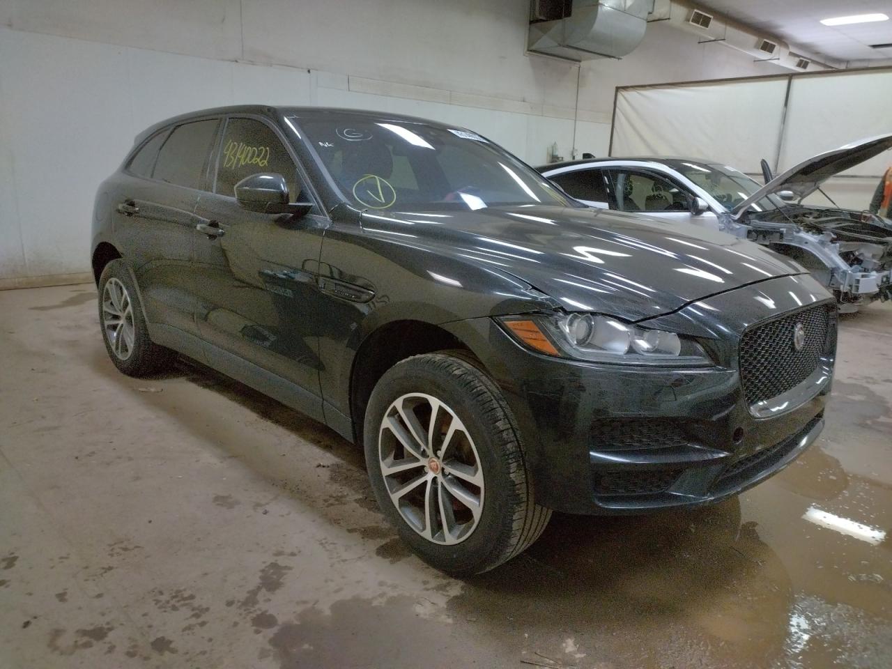 Photo 1 from auction – 2017 JAGUAR F-PACE PRE with VIN SADCJ2BV4HA057620