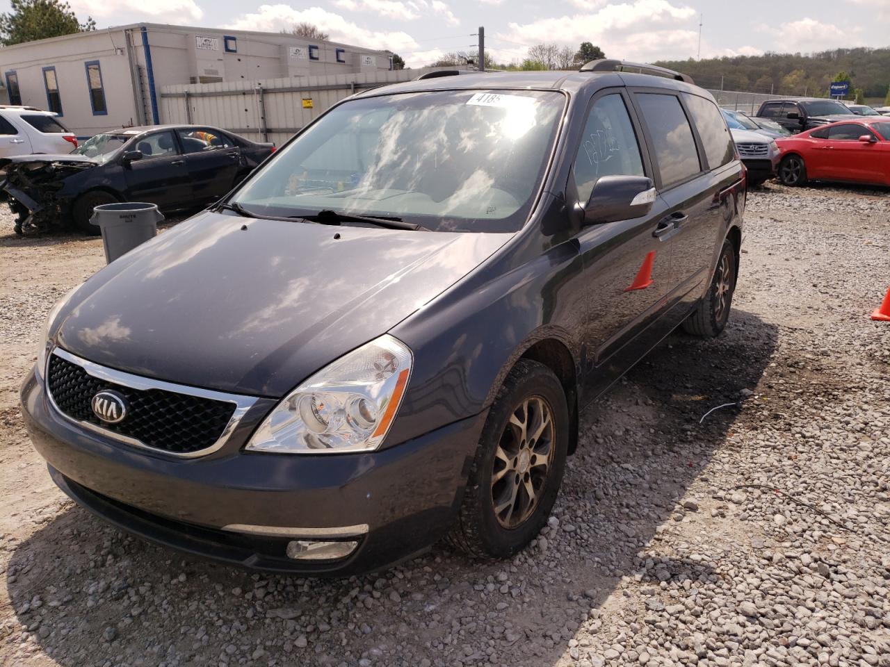 Photo 2 from auction – 2014 KIA SEDONA with VIN KNDMG4C72E6546770