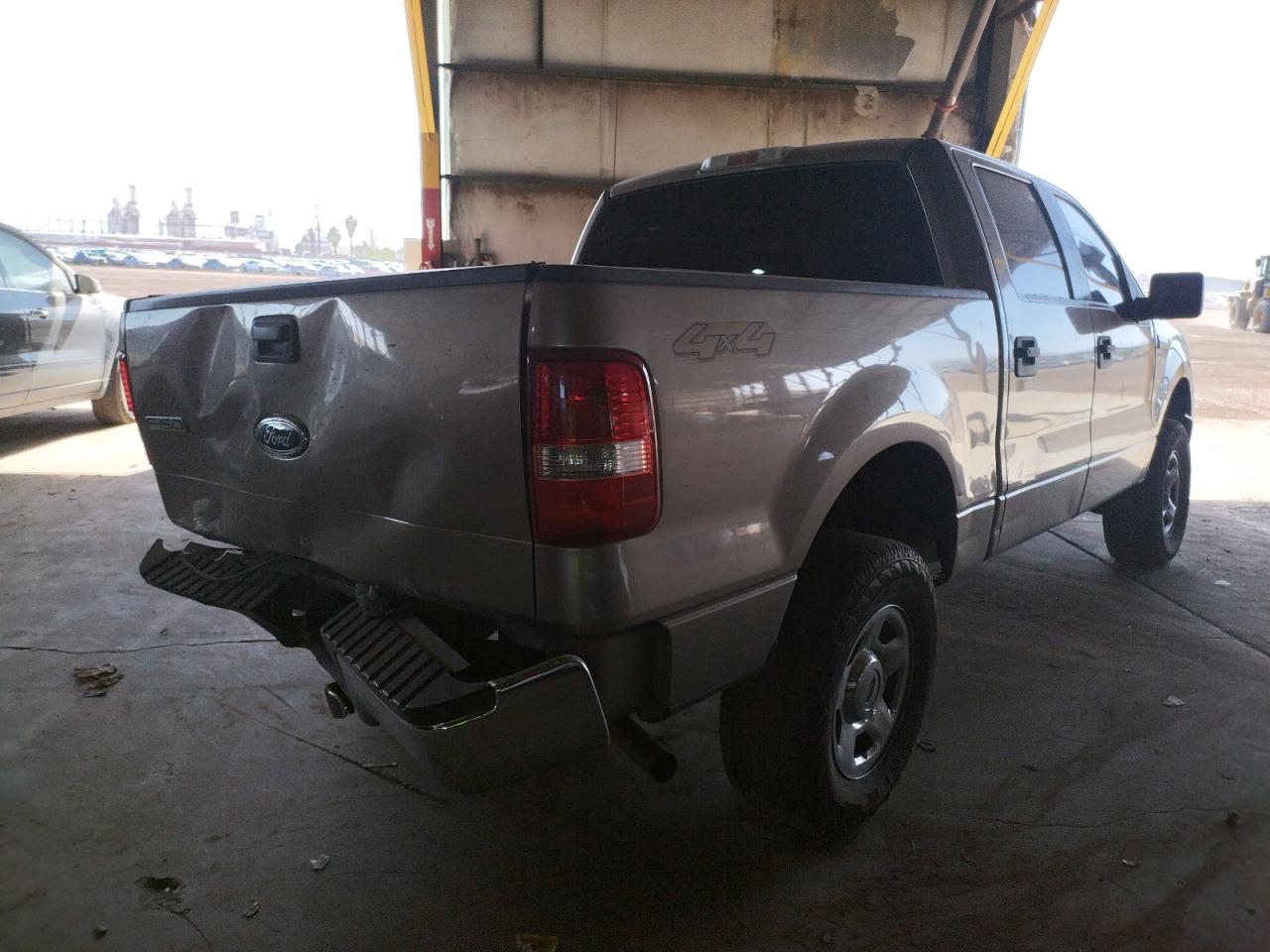 Photo 4 from auction – 2005 FORD F150 SUPER with VIN 1FTPW145X5FB57337