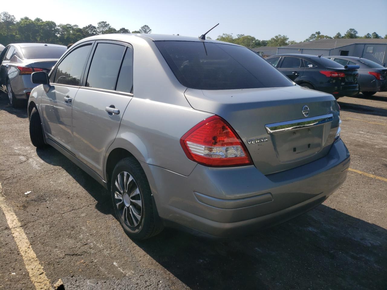 Photo 3 from auction – 2011 NISSAN VERSA S with VIN 3N1BC1AP4BL439129