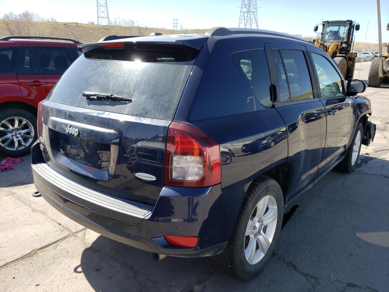 Photo 4 from auction – 2015 JEEP COMPASS LA with VIN 1C4NJDEB0FD357457