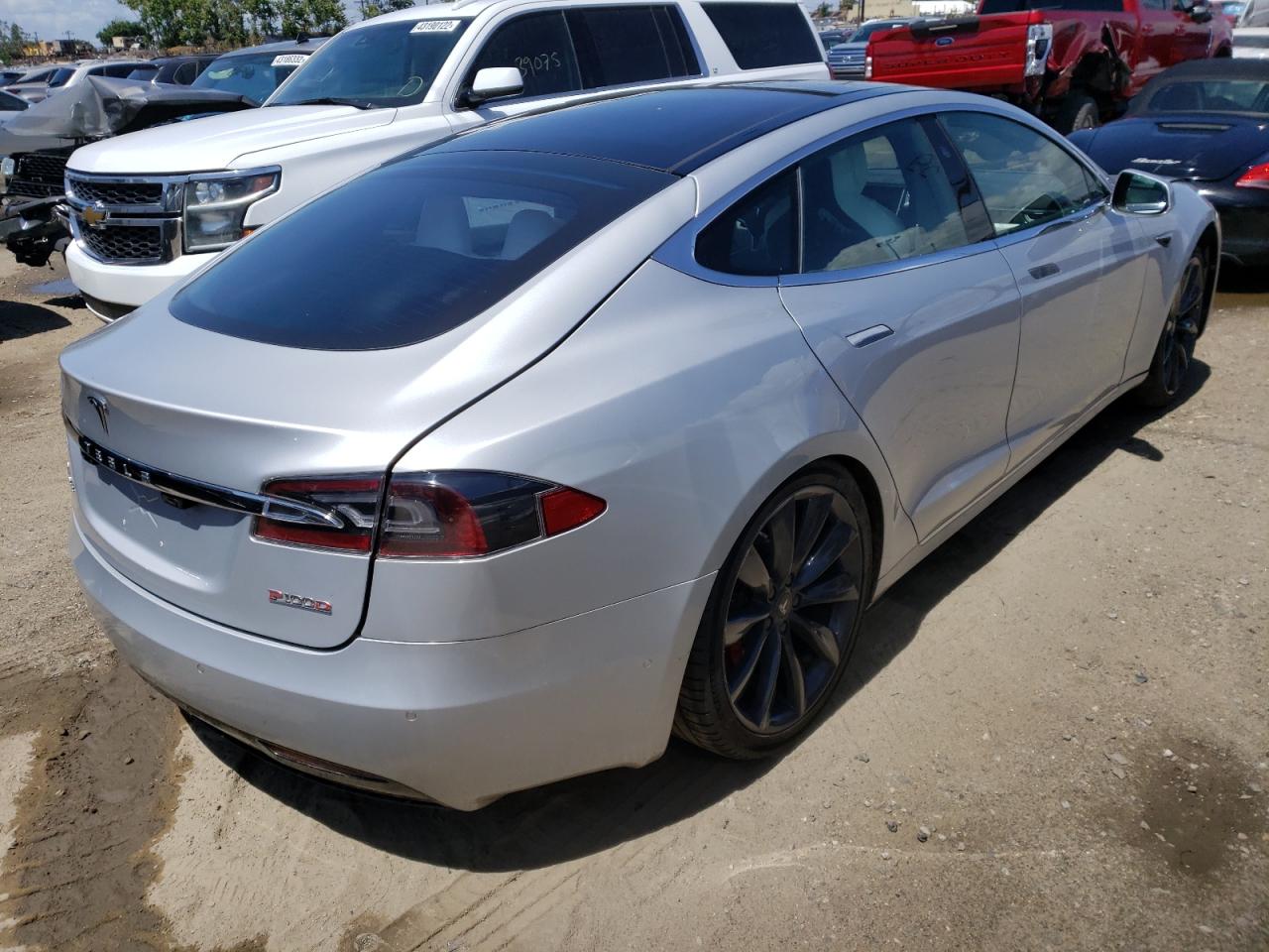 Photo 4 from auction – 2017 TESLA MODEL S with VIN 5YJSA1E4XHF183752