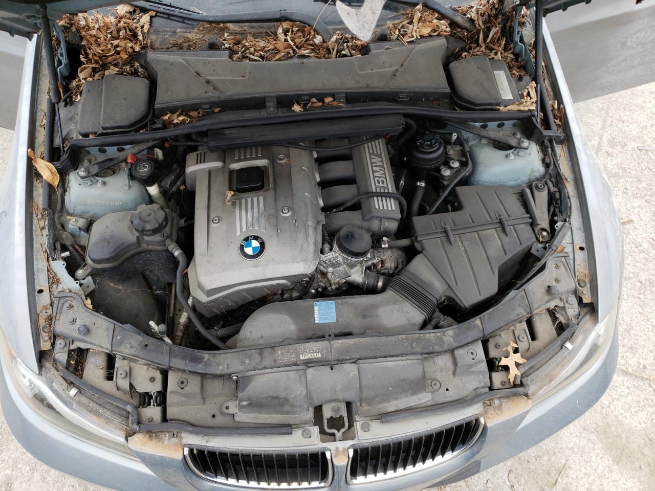 Photo 7 from auction – 2006 BMW 325 I with VIN WBAVB13546PT20058