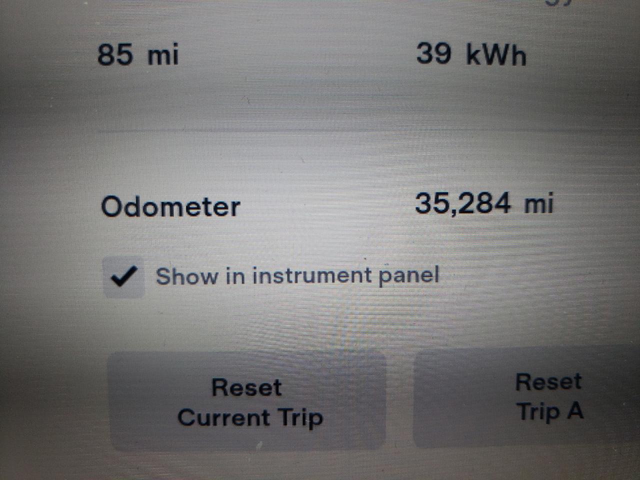 Photo 8 from auction – 2018 TESLA MODEL X with VIN 5YJXCDE43JF140930