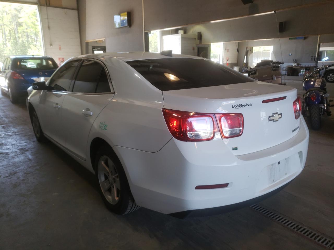 Photo 3 from auction – 2015 CHEVROLET MALIBU LS with VIN 1G11A5SL7FF296915