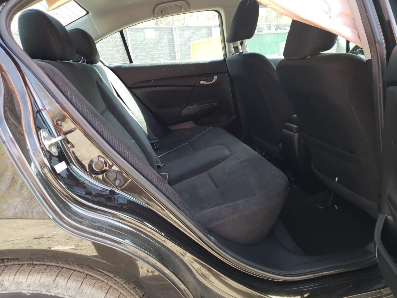 Photo 6 from auction – 2013 HONDA CIVIC LX with VIN 19XFB2F50DE071361