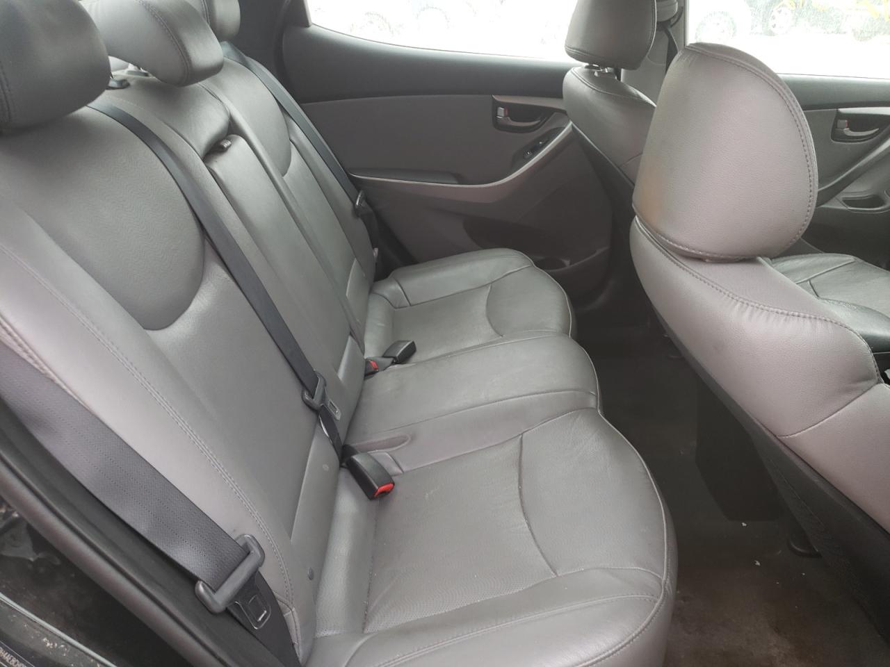 Photo 6 from auction – 2012 HYUNDAI ELANTRA GL with VIN 5NPDH4AE8CH095006