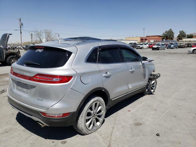 Photo 4 from auction – 2018 LINCOLN MKC SELECT with VIN 5LMCJ2C94JUL14561